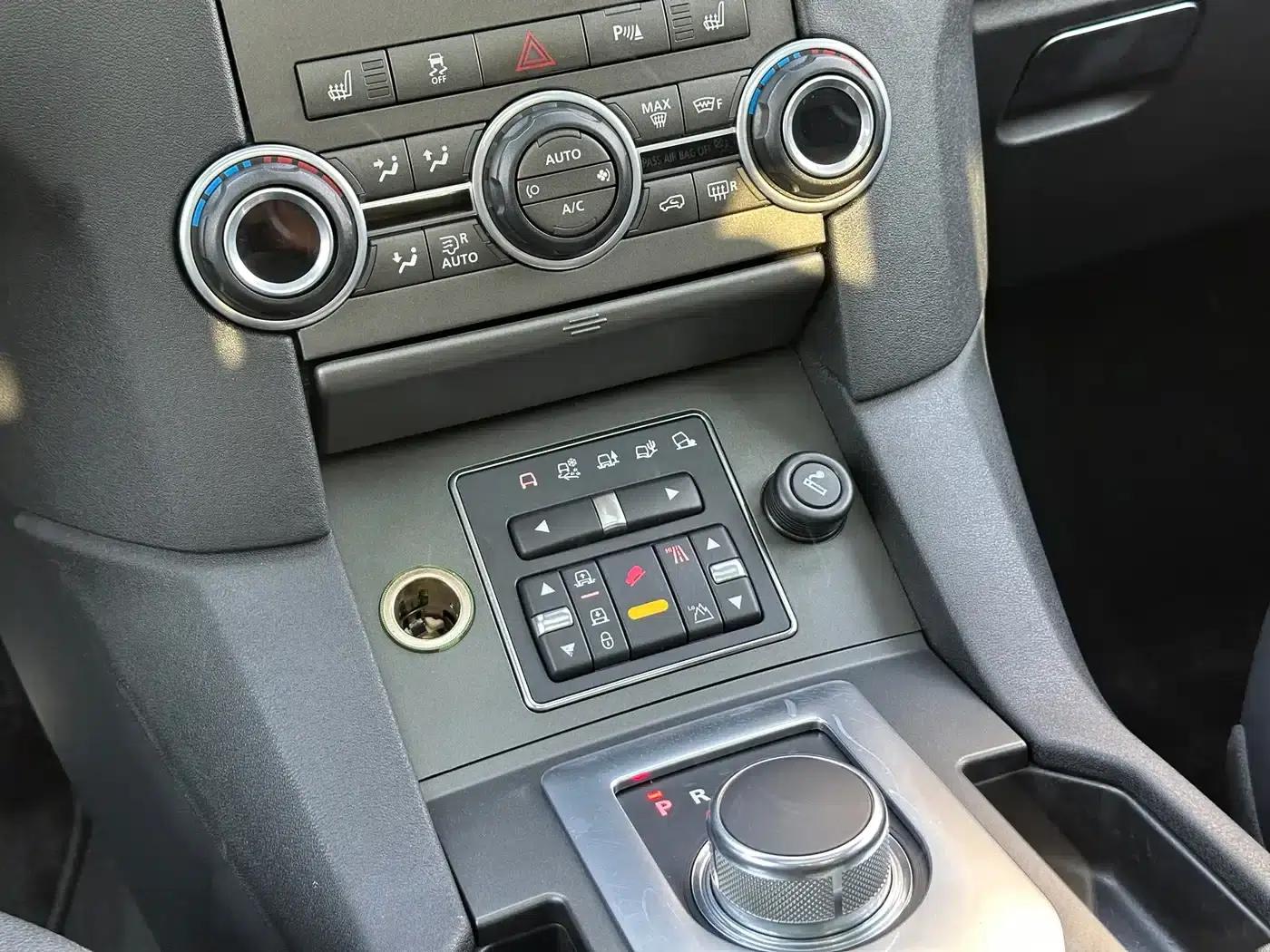 Discovery 2012 3.0 SDV6 HSE Diesel — миниатюра 17