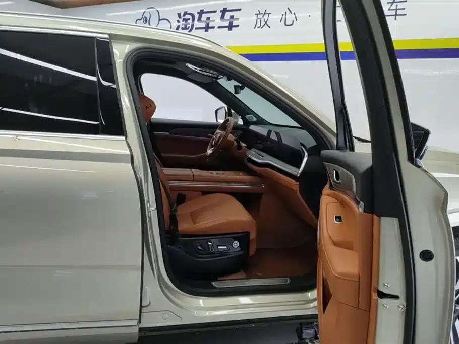 Weipai Lanshan 2023 Four-Wheel Drive Extended Range Edition — миниатюра 8