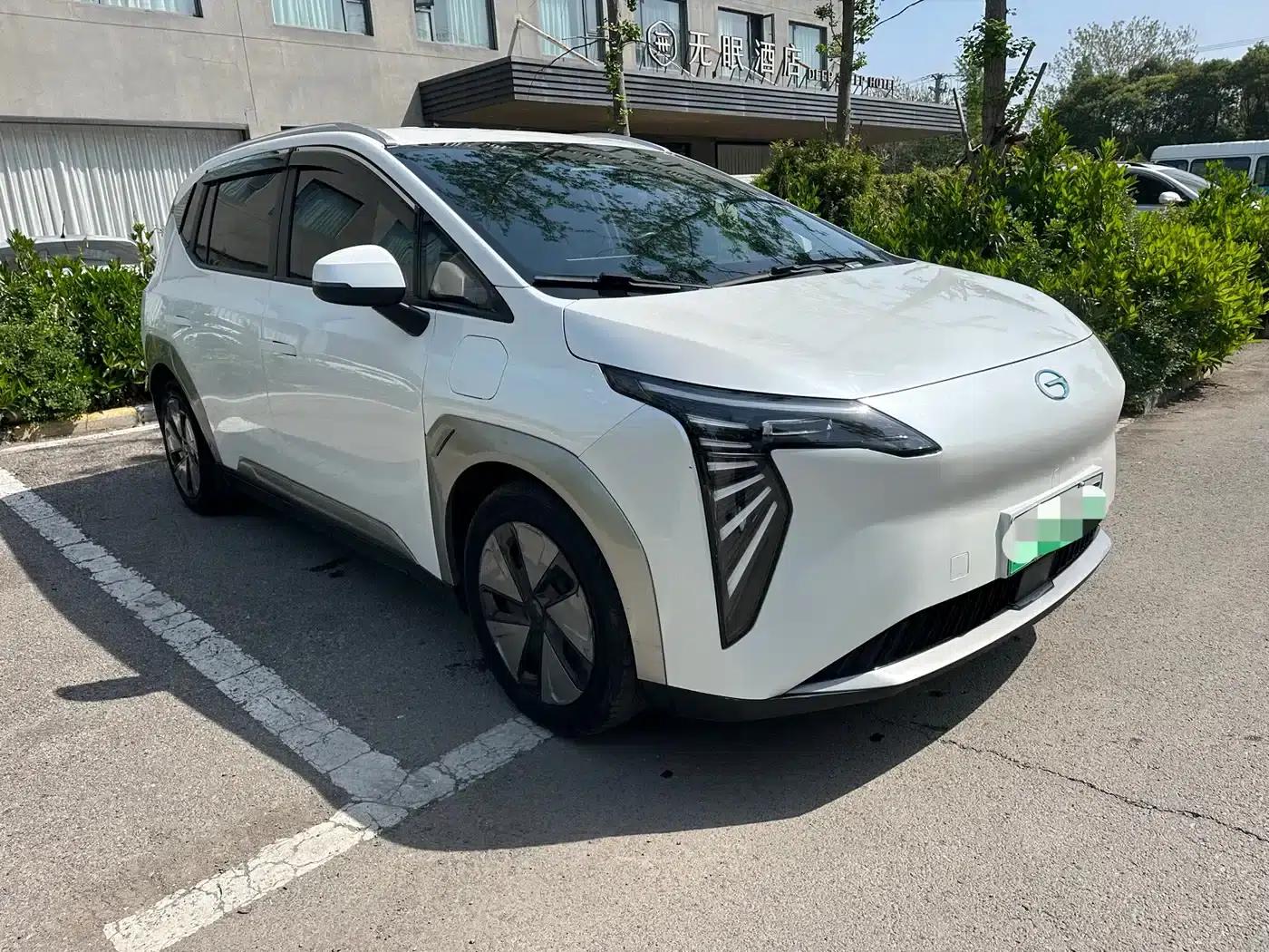 AION Y 2023 Plus 510 Enjoy Edition — миниатюра 3