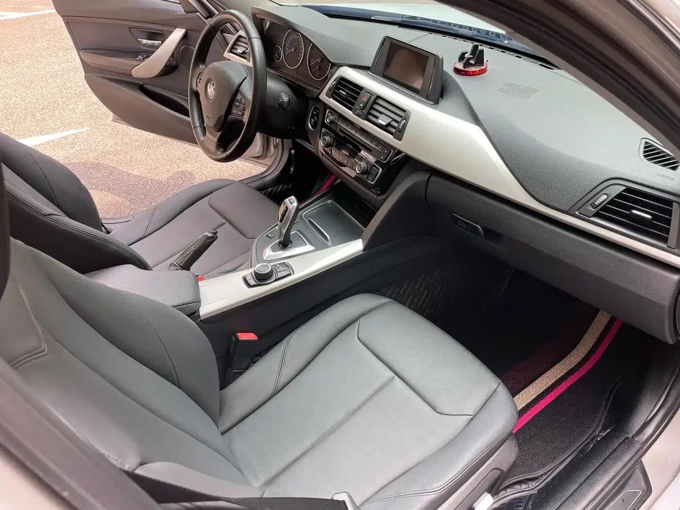 2016 BMW 3 Series 320Li Fashion Edition — миниатюра 14