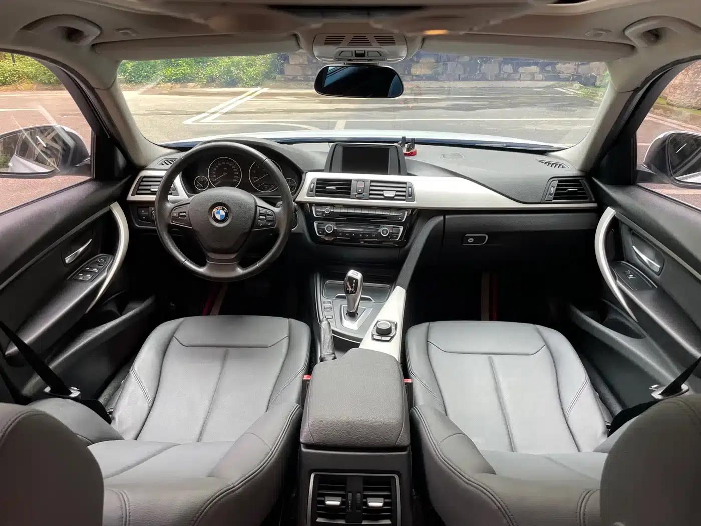 2016 BMW 3 Series 320Li Fashion Edition — миниатюра 19