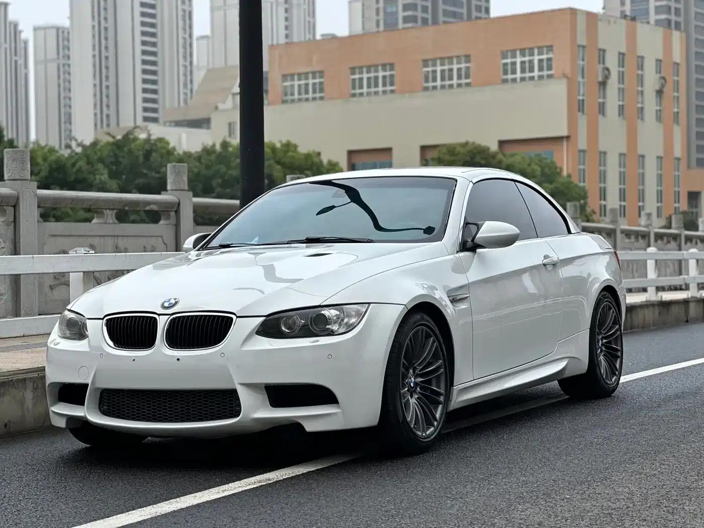 2011 BMW M3 Coupe Matte Finish — миниатюра 1