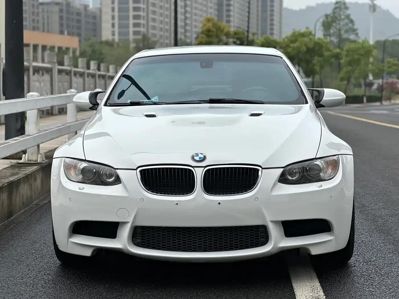 2011 BMW M3 Coupe Matte Finish — миниатюра 2