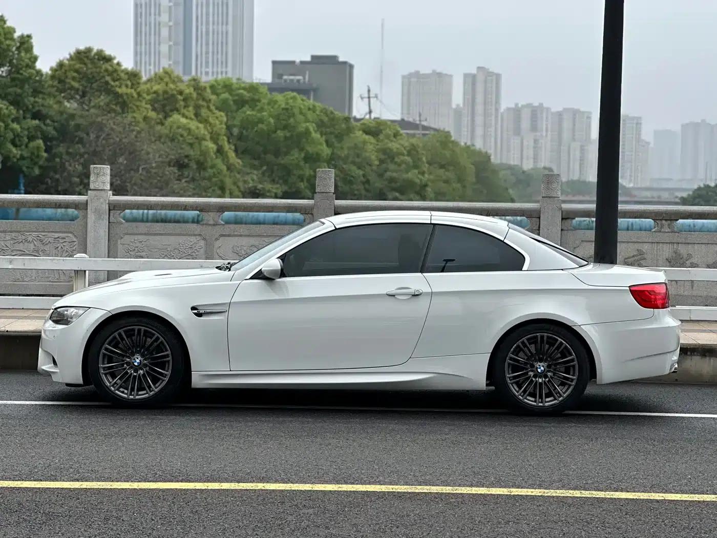 2011 BMW M3 Coupe Matte Finish — миниатюра 3