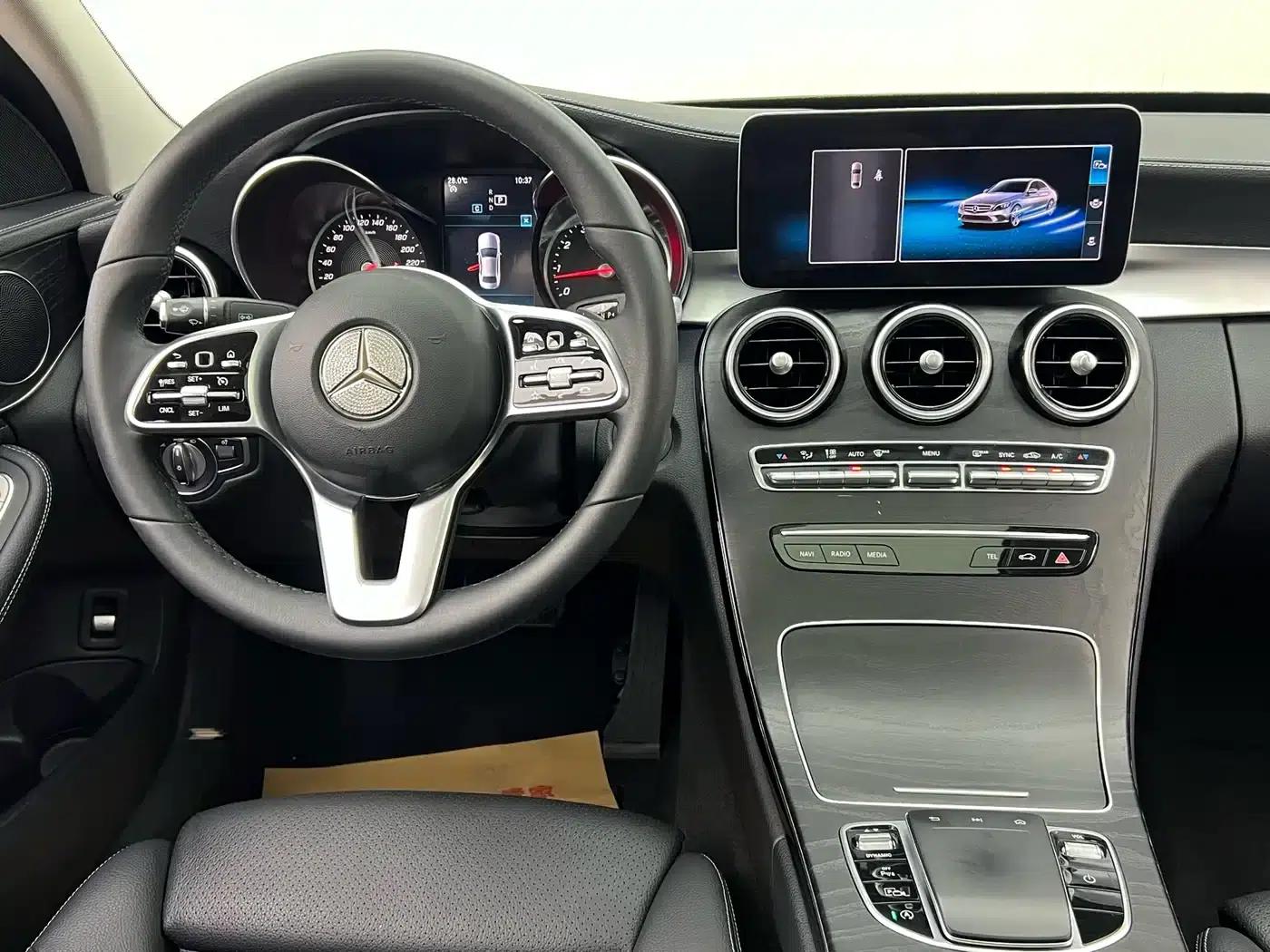 Mercedes-Benz C-Class 2019 C 180 L Fashion Sport Edition — миниатюра 10