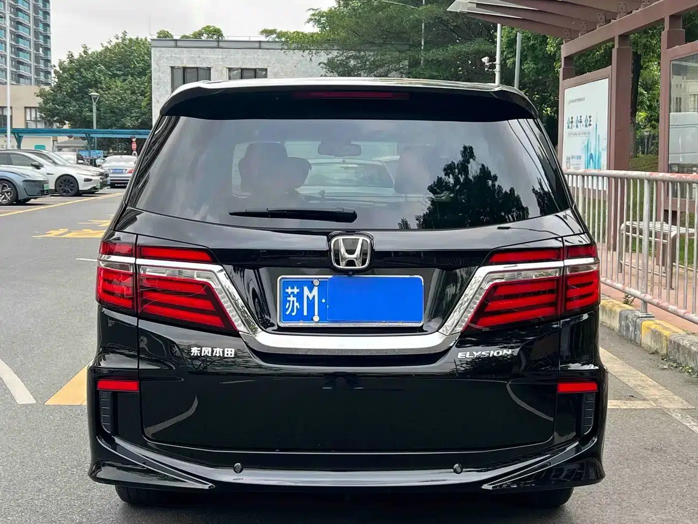 Elysion 2016 2.4L Supreme Edition — миниатюра 3