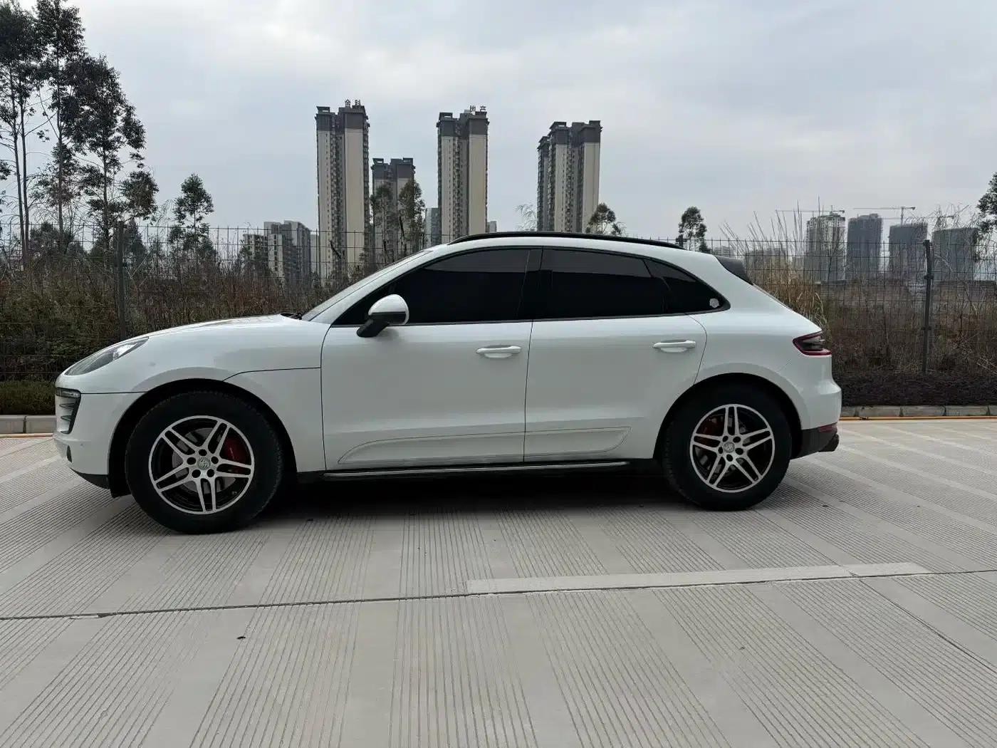 2017 Macan 2.0T — миниатюра 4