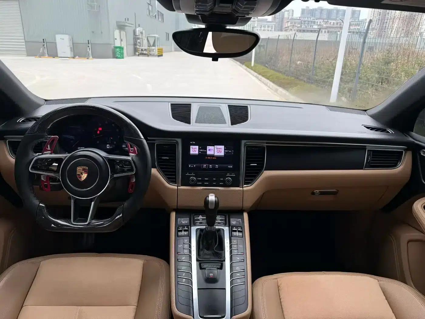 2017 Macan 2.0T — миниатюра 7