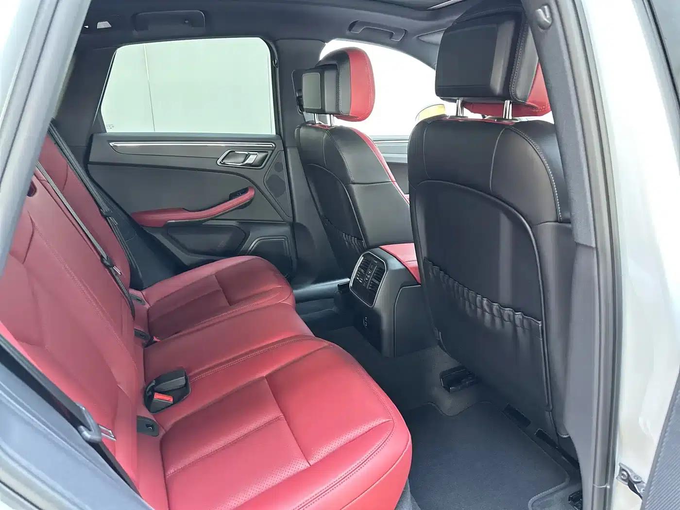 2026 Macan 2.0T Dream Edition — миниатюра 14