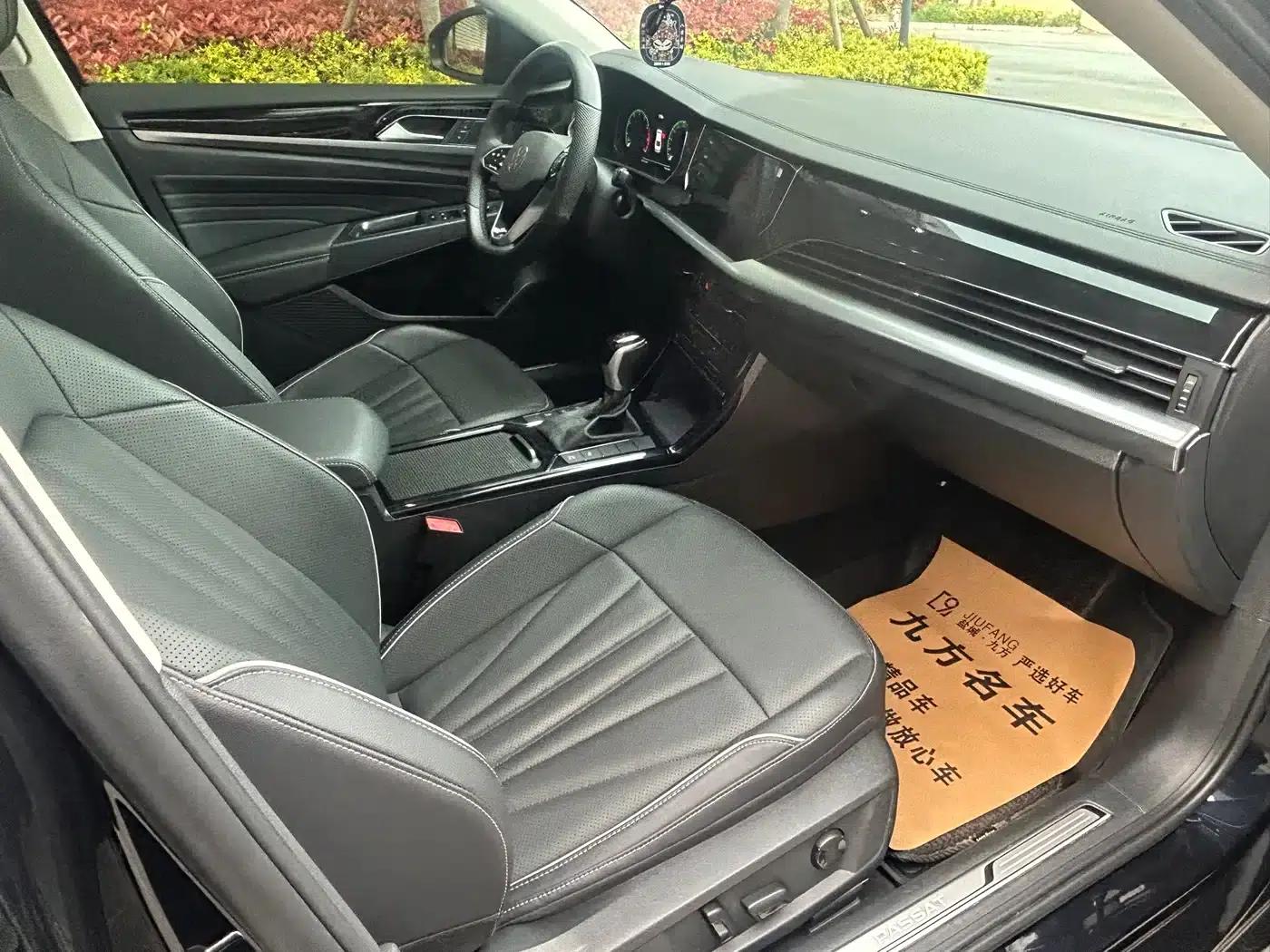 2024 Passat 380TSI Luxury Edition — миниатюра 9