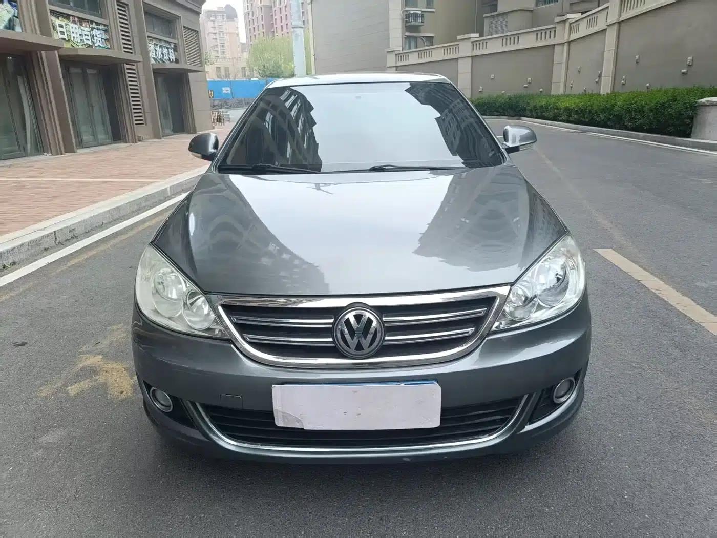 2011 Volkswagen Lavida 1.6L Automatic Premium Edition — миниатюра 3