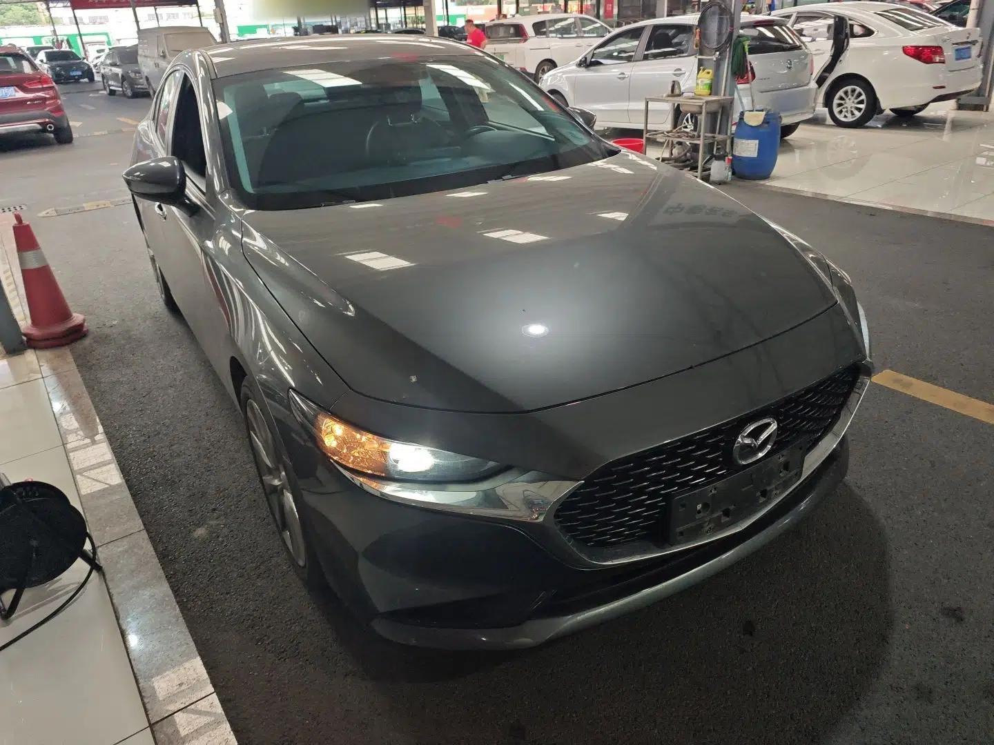 Mazda 3 Axela 2021 2.0L Automatic Zhiya Edition — миниатюра 3