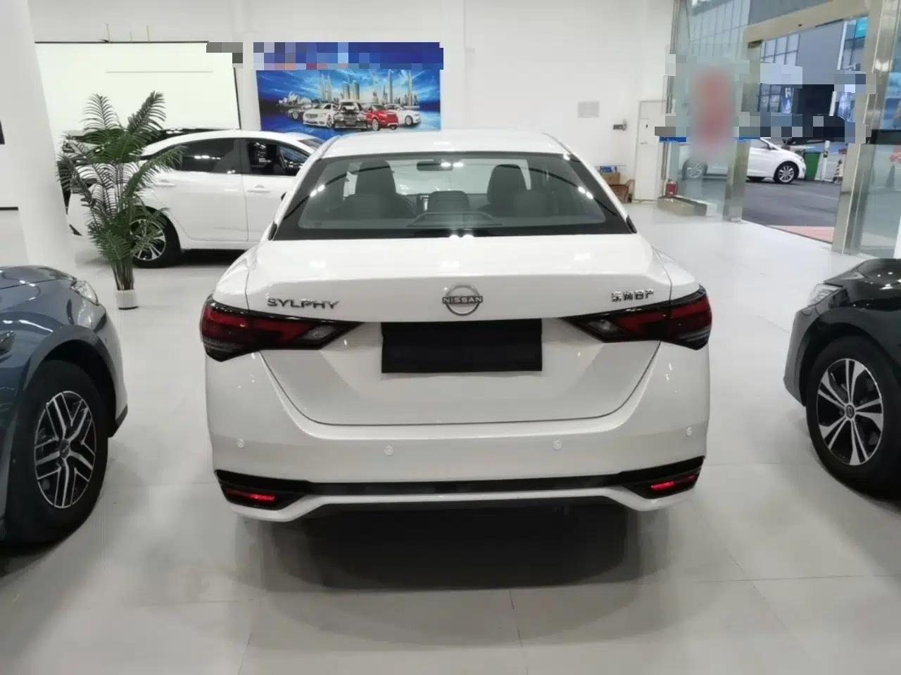 Nissan Sylphy 2023 1.6L CVT Enjoyment Edition — миниатюра 3