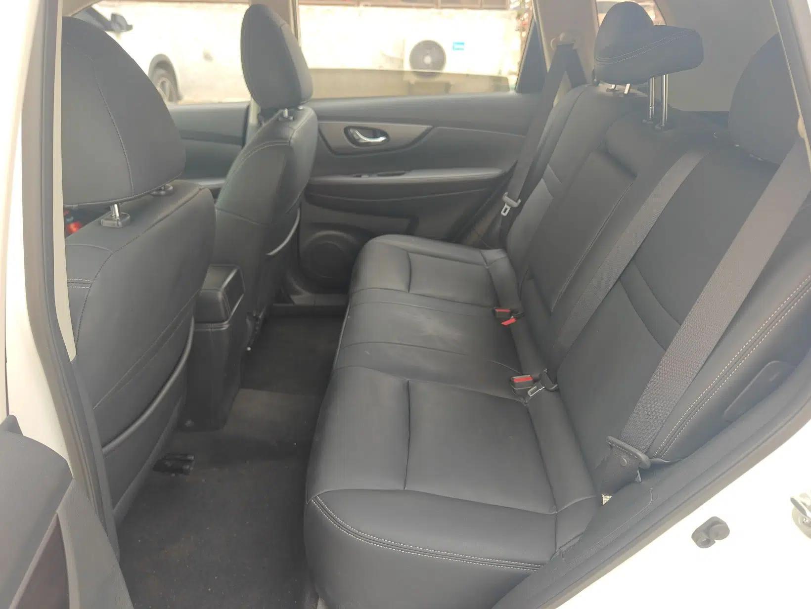 Nissan X-Trail 2017 2.0L Manual Classic Edition 2WD — миниатюра 19