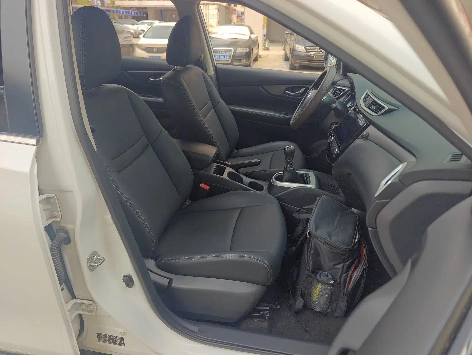 Nissan X-Trail 2017 2.0L Manual Classic Edition 2WD — миниатюра 23
