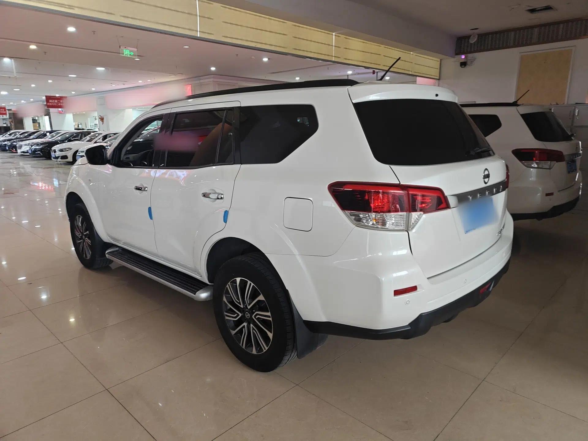 Nissan Terra 2020 2.5L XL Upper 4WD Automatic Four-Wheel Drive Luxury Edition — миниатюра 6