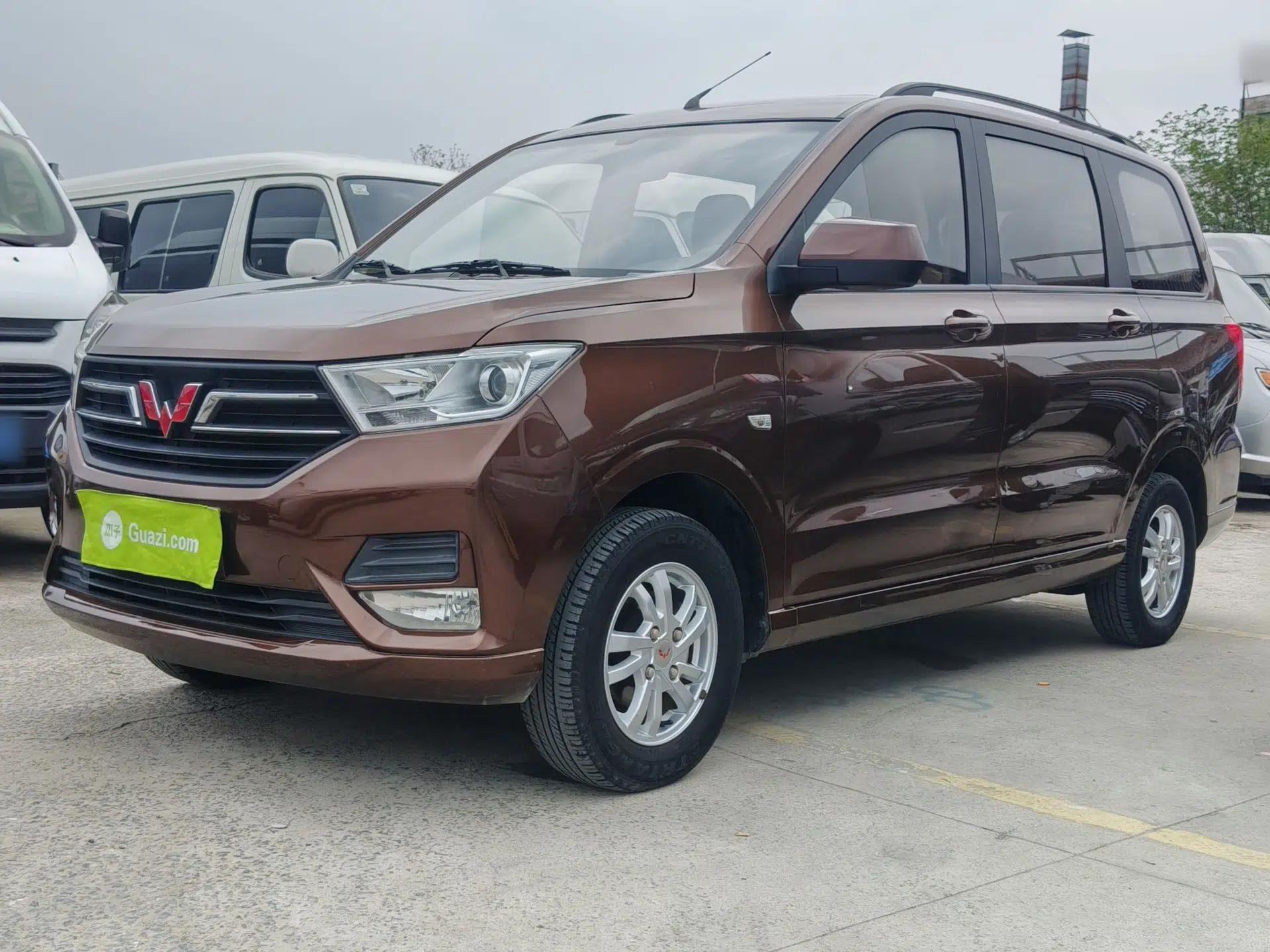 Wuling Hongguang 2018 1.5L S Comfort Model L2B — миниатюра 1