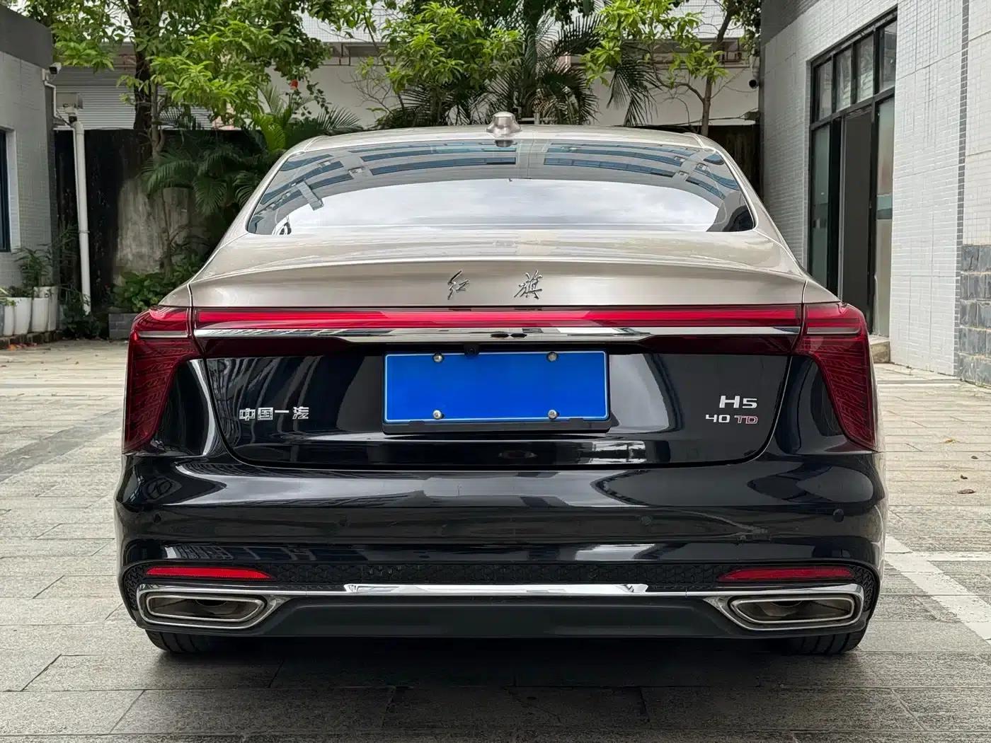 Hongqi H5 2023 2.0T Automatic Intelligent Flagship Edition — миниатюра 13