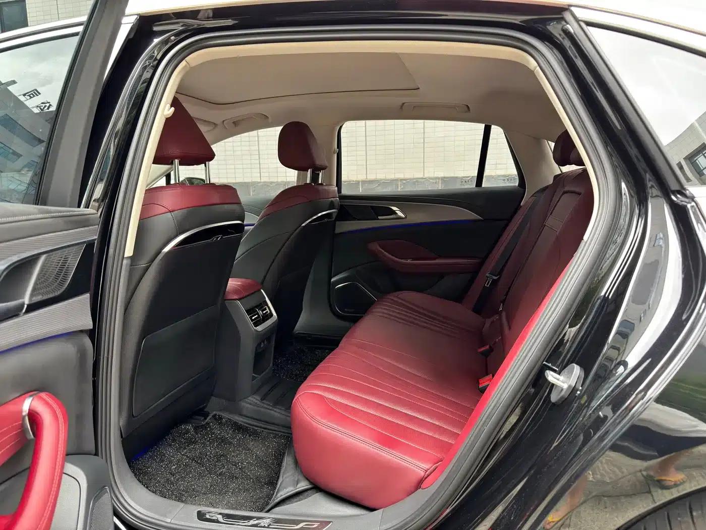 Hongqi H5 2023 2.0T Automatic Intelligent Flagship Edition — миниатюра 8