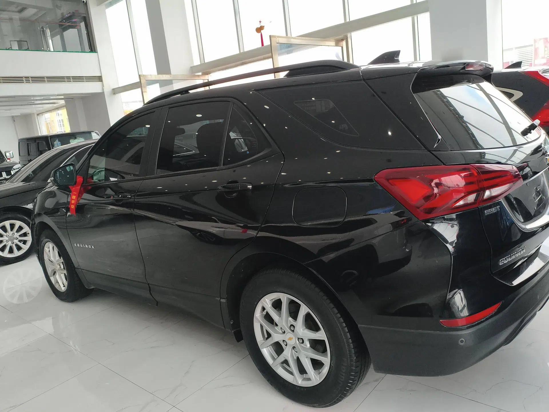 Chevrolet Equinox 2022 535T Chijie Edition — миниатюра 3