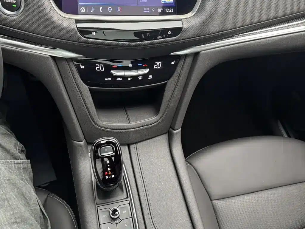 Cadillac XT5 2024 2.0T AWD Luxury (Hummingbird Edition) — миниатюра 13