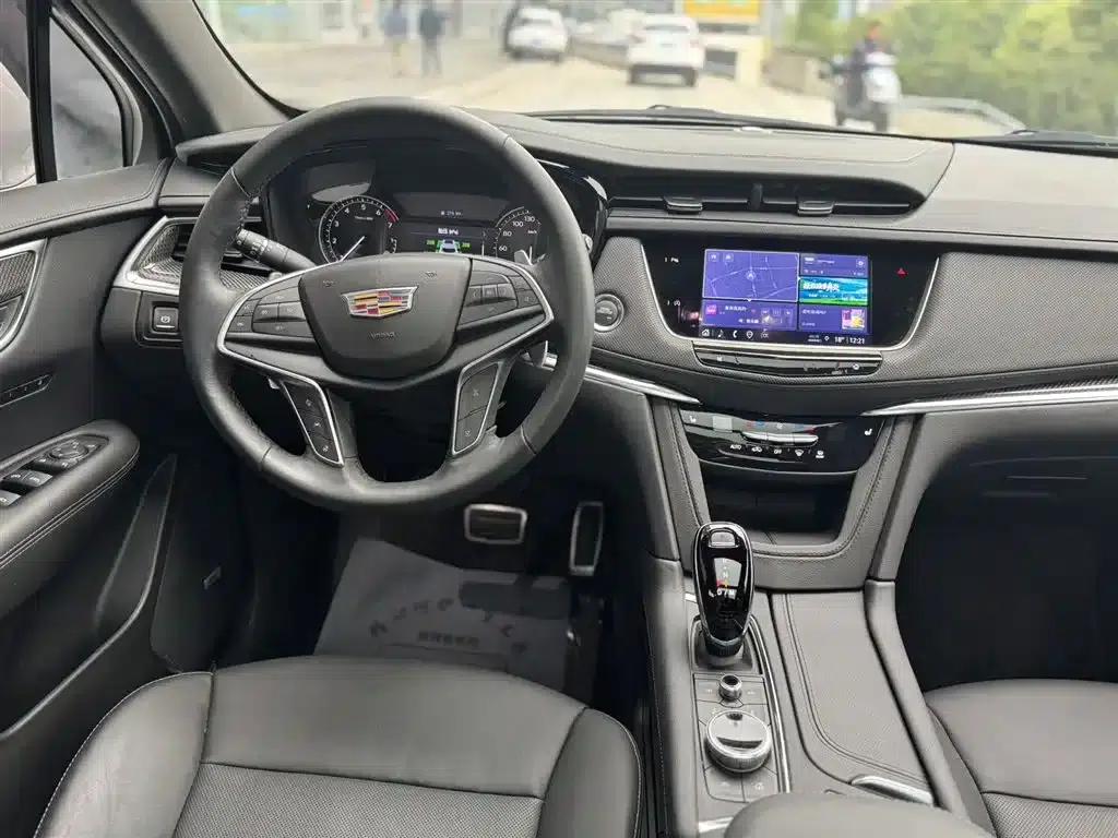 Cadillac XT5 2024 2.0T AWD Luxury (Hummingbird Edition) — миниатюра 8