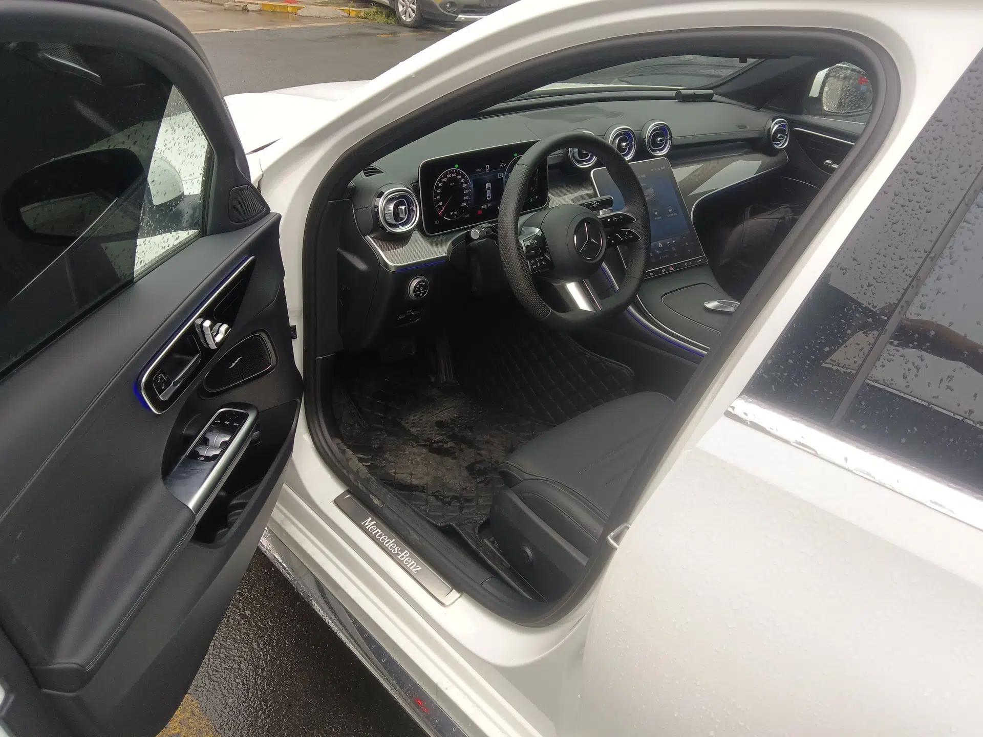 Mercedes-Benz C-Class 2024 Second Facelift C 260 L Sport Edition — миниатюра 19