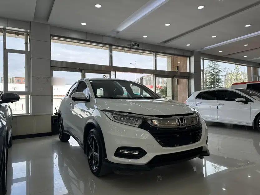 Honda Vezel 2020 1.5L CVT Luxury Edition — миниатюра 3