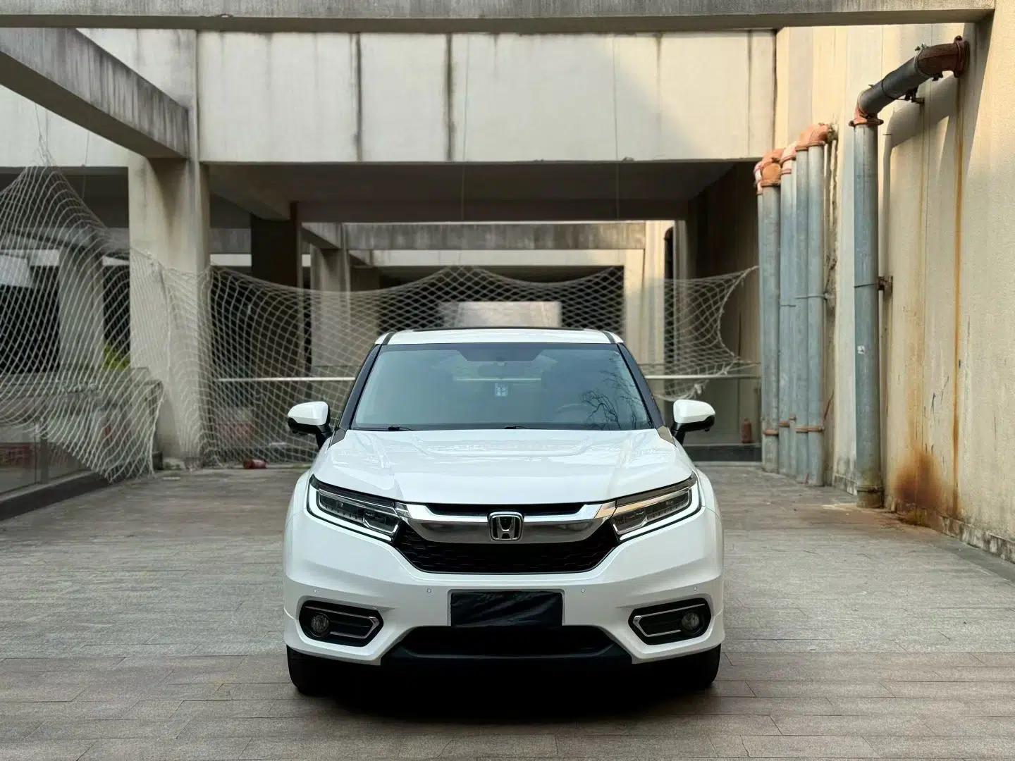 Honda Avancier 2017 240TURBO Two-Wheel Drive Luxury Edition — миниатюра 3