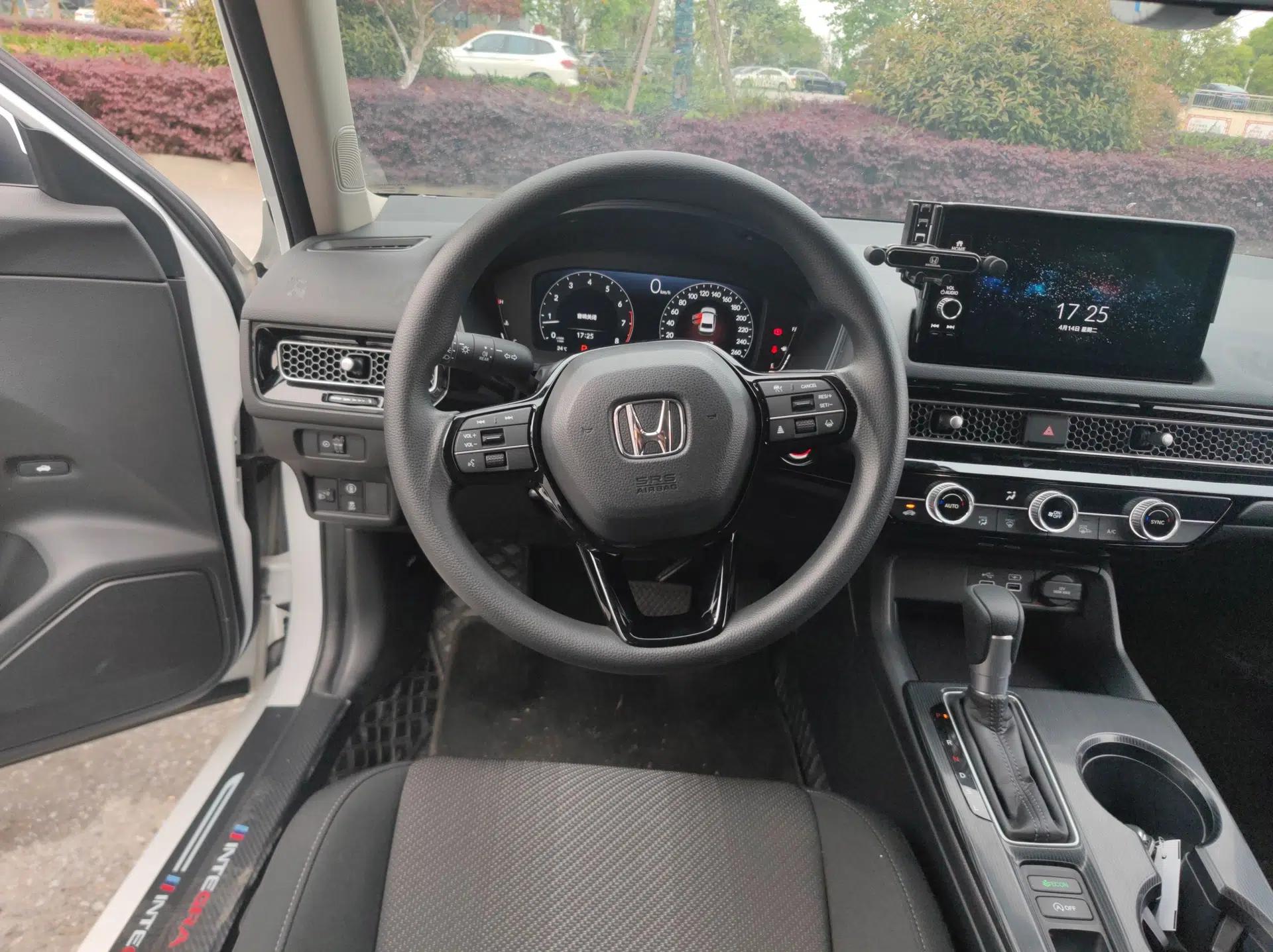 Honda Integra 2022 240TURBO CVT Technology Edition — миниатюра 14