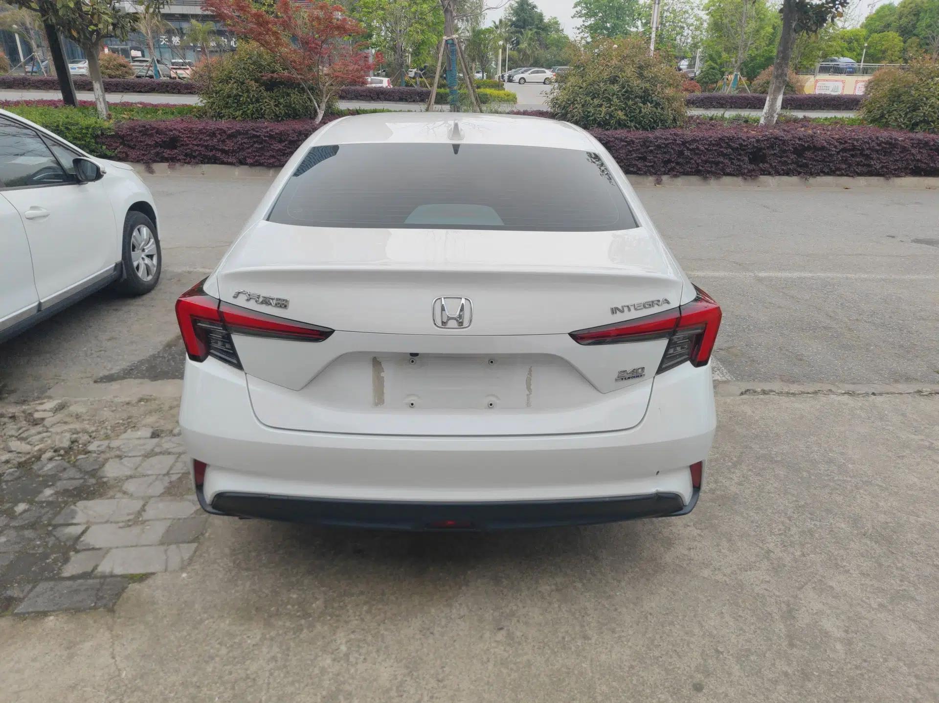 Honda Integra 2022 240TURBO CVT Technology Edition — миниатюра 5