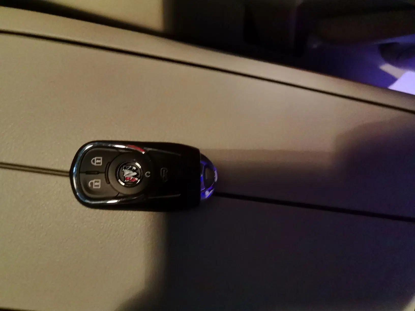 Buick GL8 2021 Land Cruiser Executive Class 652T Luxury Model — миниатюра 22
