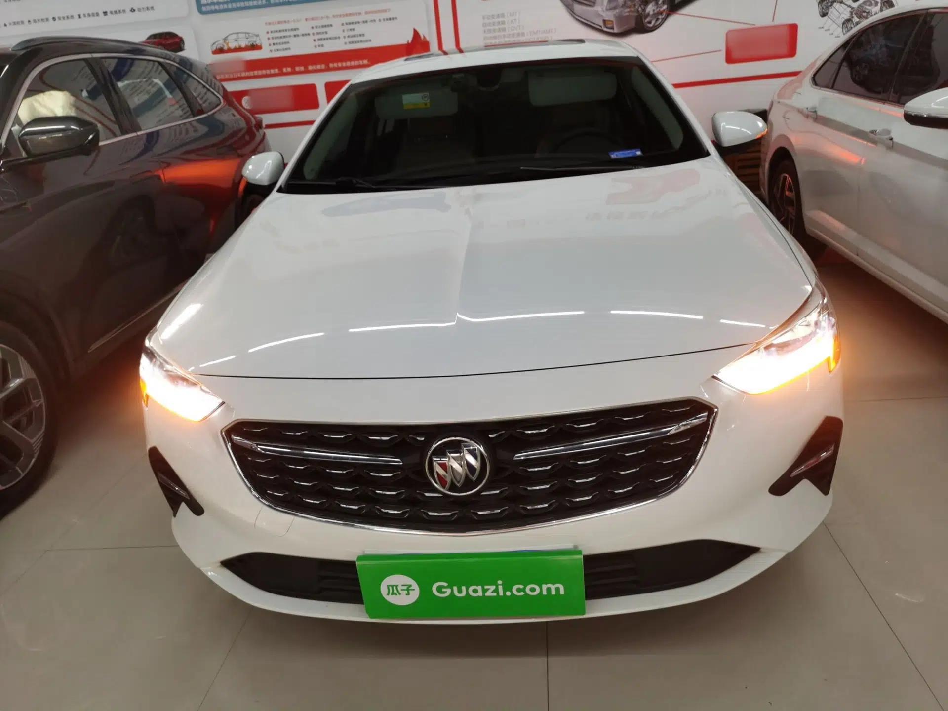 Buick Regal 2021 552T Elite Edition — миниатюра 3