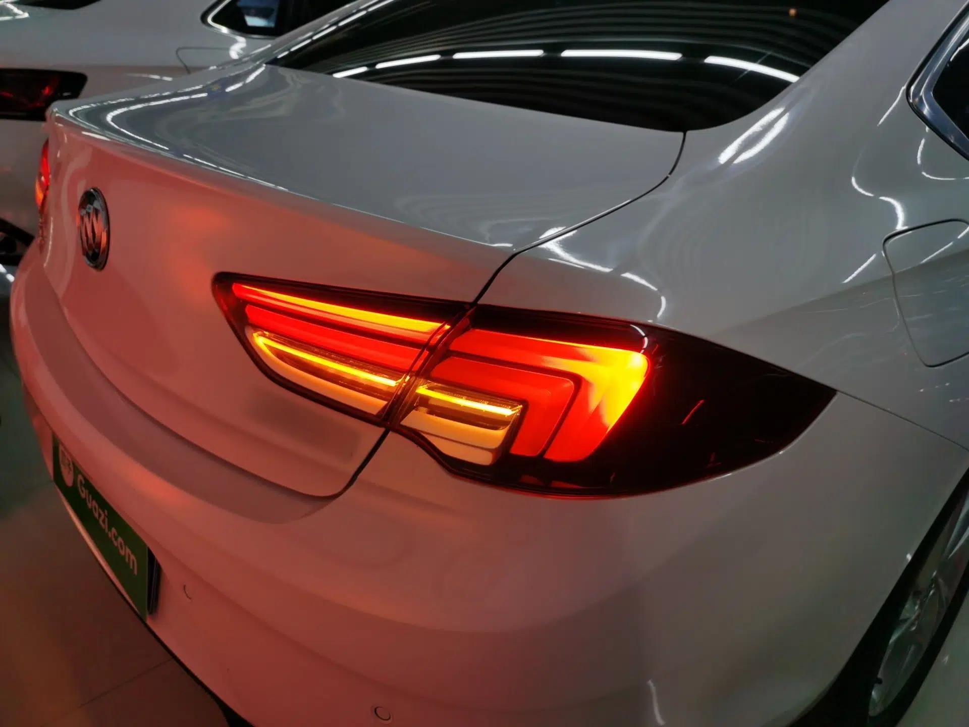 Buick Regal 2021 552T Elite Edition — миниатюра 8