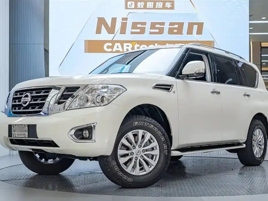 Nissan Patrol 2018 4.0L Leader Edition — миниатюра 1