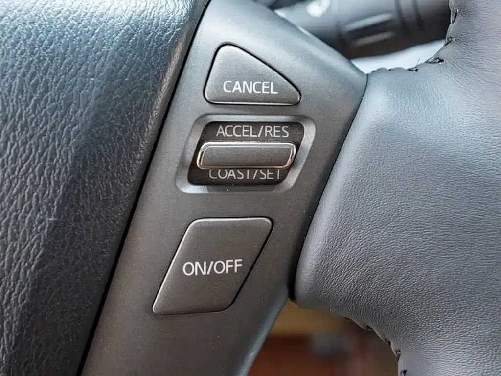 Nissan Patrol 2018 4.0L Leader Edition — миниатюра 23