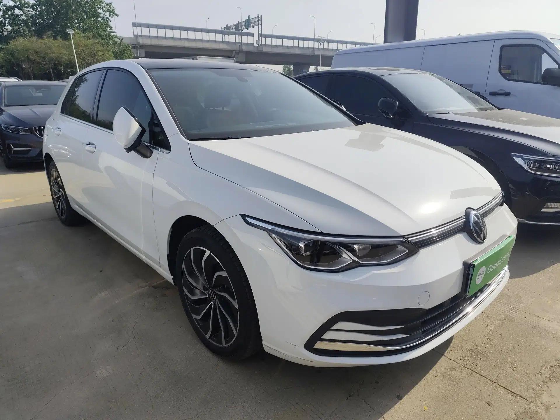Volkswagen Golf 2023 Facelift 280TSI DSG Pro — миниатюра 3