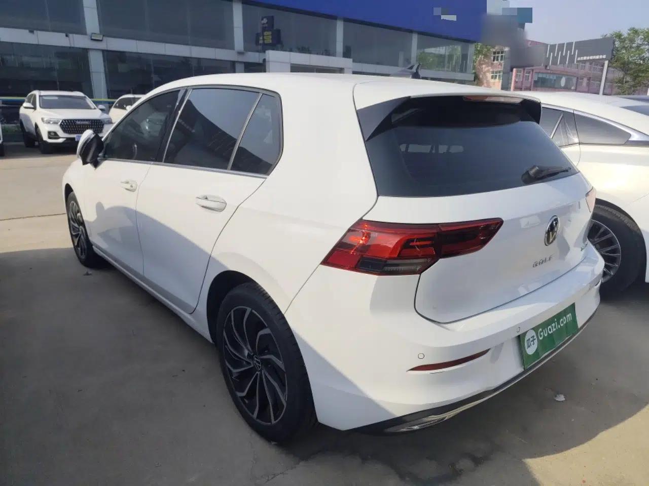 Volkswagen Golf 2023 Facelift 280TSI DSG Pro — миниатюра 4