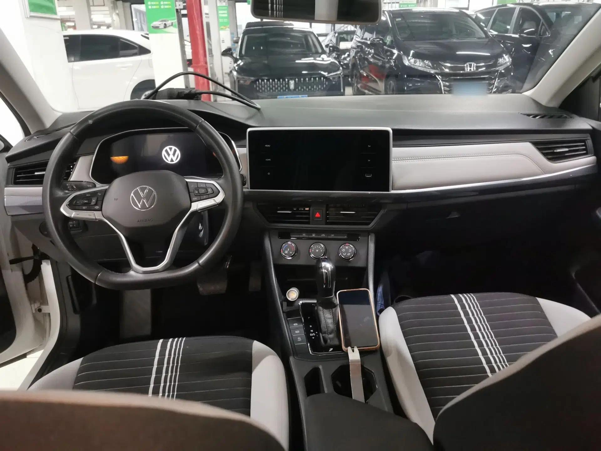 Volkswagen Bora 2023 200TSI DSG Comfort Edition — миниатюра 13
