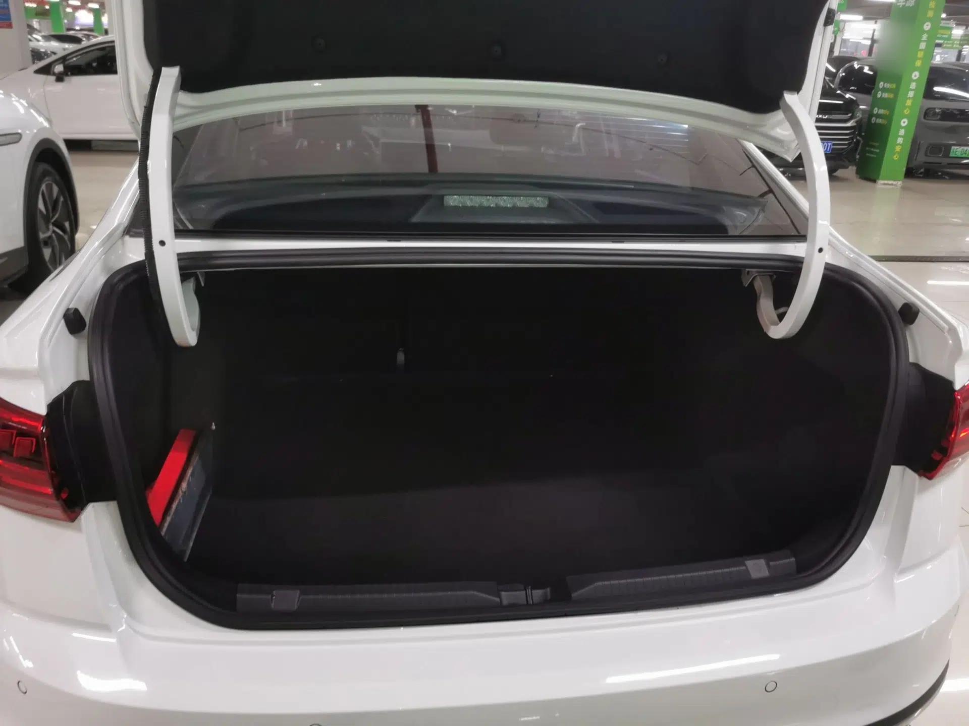 Volkswagen Bora 2023 200TSI DSG Comfort Edition — миниатюра 22