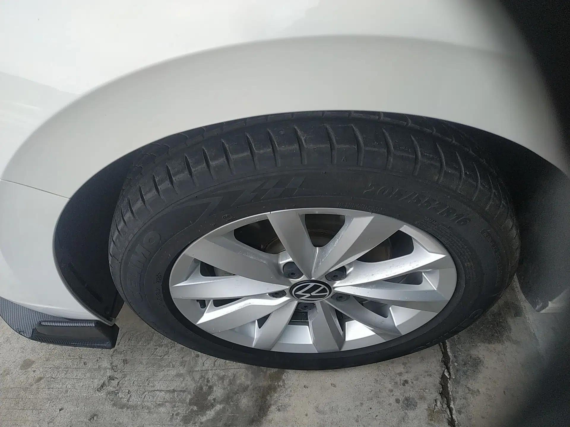 Volkswagen Bora 2021 1.5L Automatic Elite Smart Connect Edition — миниатюра 8