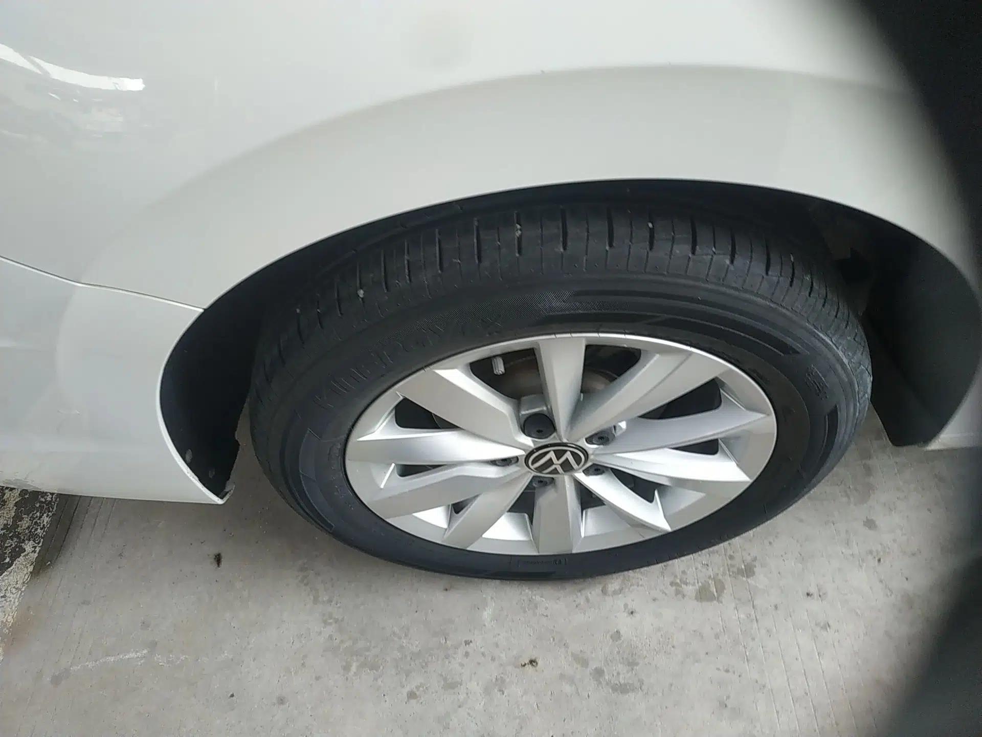 Volkswagen Bora 2021 1.5L Automatic Elite Smart Connect Edition — миниатюра 10