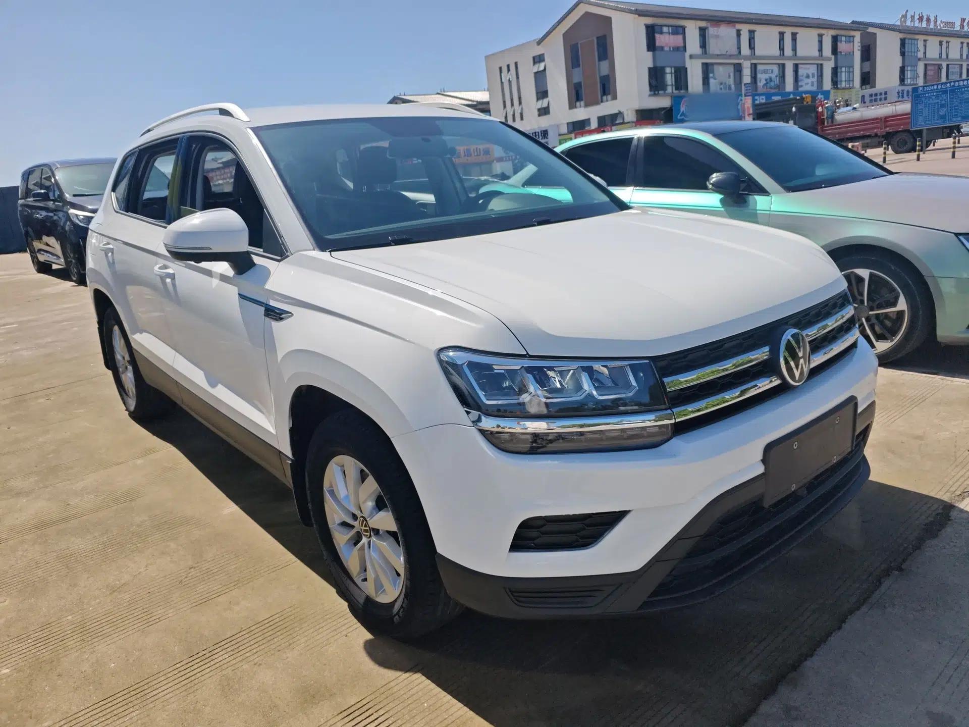 Volkswagen Tharu 2021 280TSI Two-Wheel Drive Trend Edition — миниатюра 3