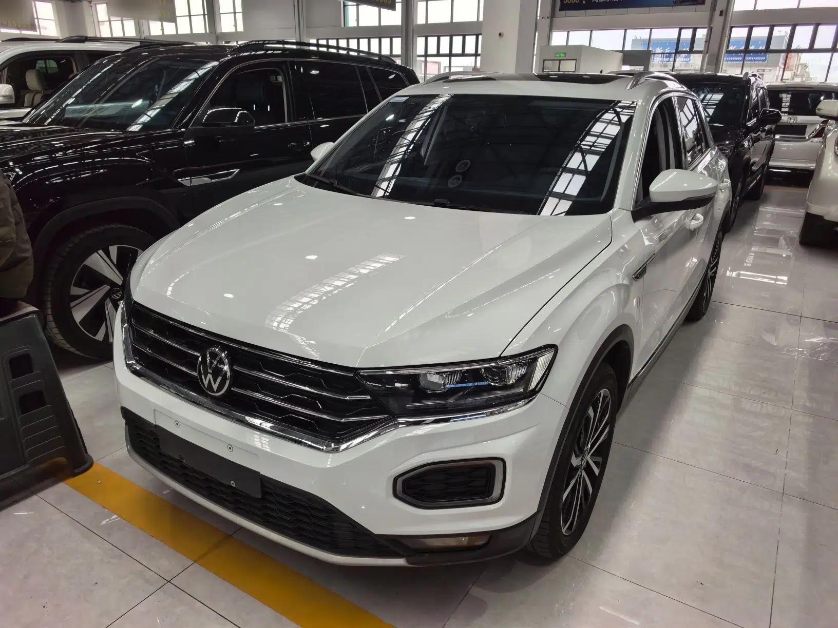Volkswagen T-ROC 2021 280TSI DSG Two-Wheel Drive Comfort Connect Edition — миниатюра 1