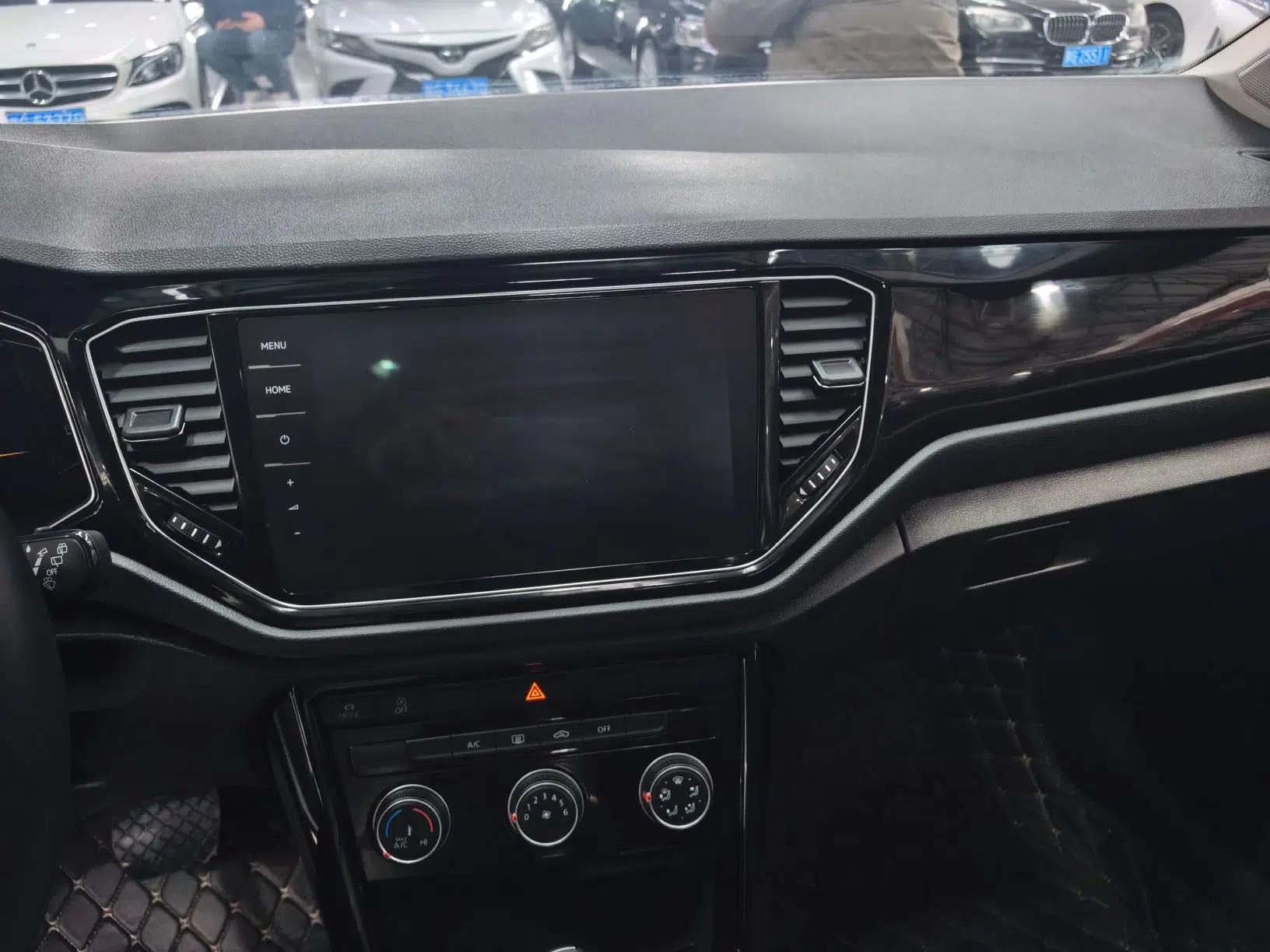 Volkswagen T-ROC 2021 280TSI DSG Two-Wheel Drive Comfort Connect Edition — миниатюра 12
