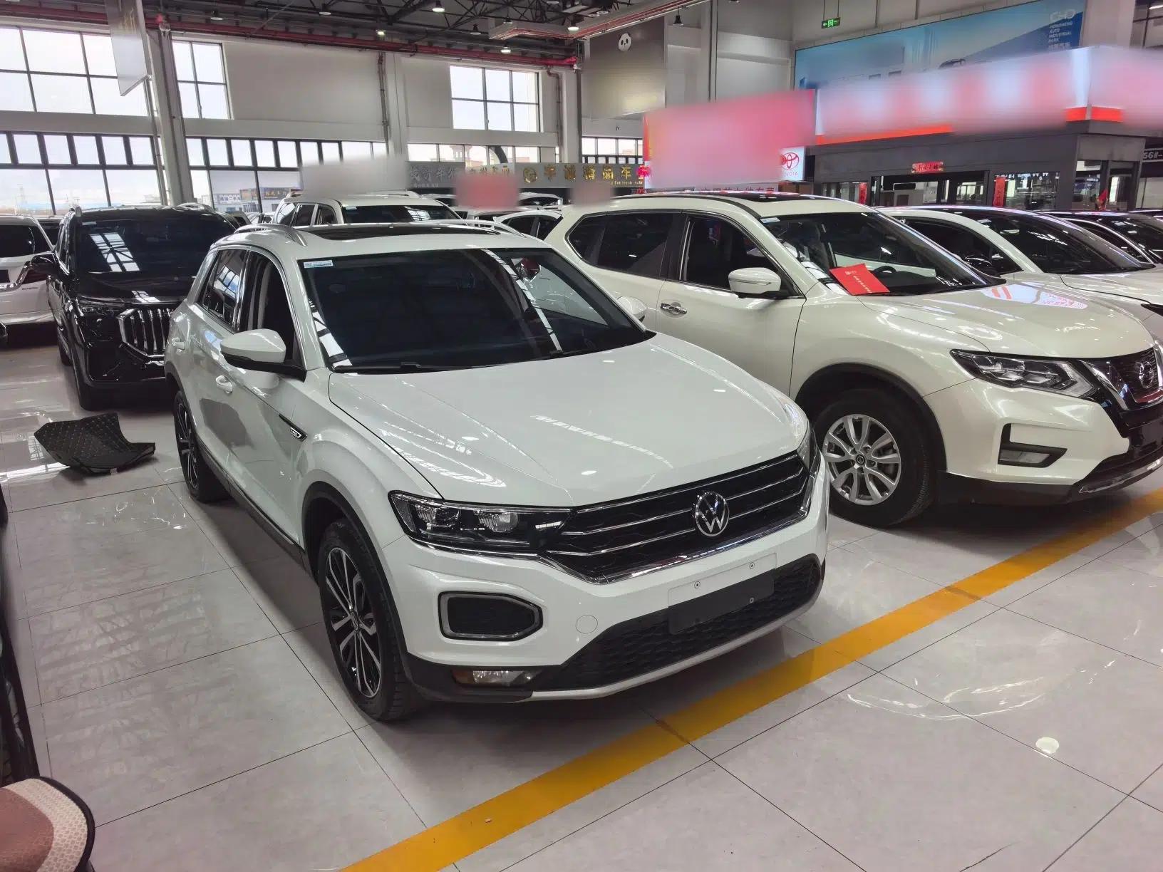 Volkswagen T-ROC 2021 280TSI DSG Two-Wheel Drive Comfort Connect Edition — миниатюра 3