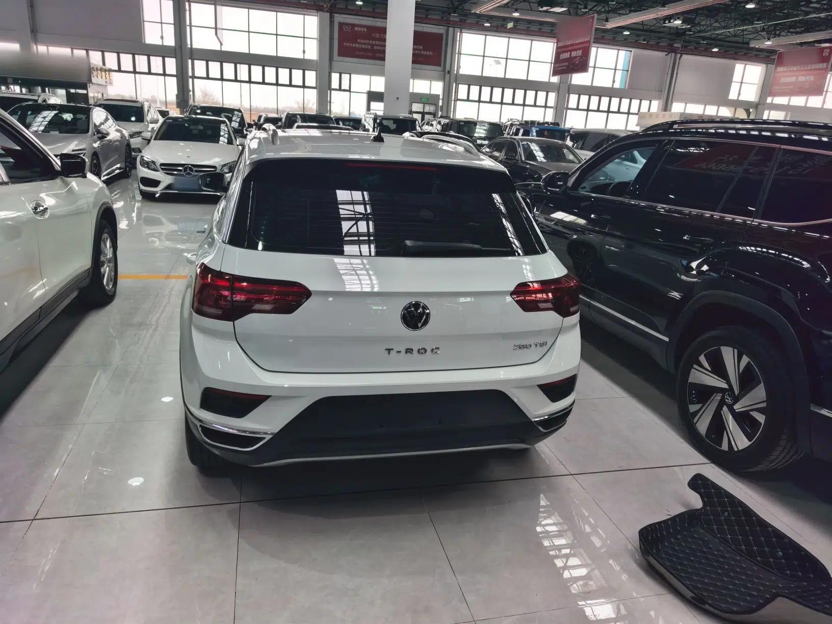 Volkswagen T-ROC 2021 280TSI DSG Two-Wheel Drive Comfort Connect Edition — миниатюра 6
