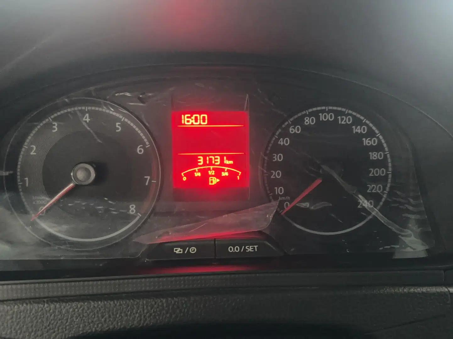 Volkswagen Santana 2021 1.5L Automatic Fashion Edition — миниатюра 8