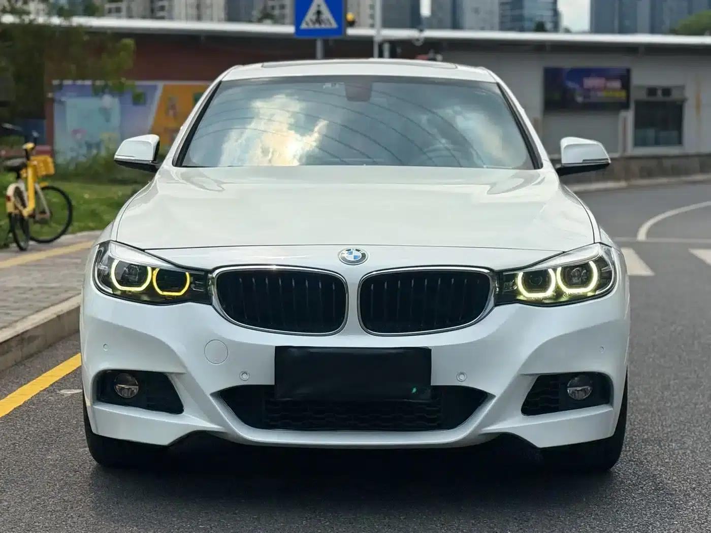 2020 BMW 3 Series GT 320i M Sport Package — миниатюра 2