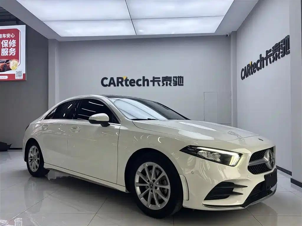 Mercedes-Benz A-Class 2021 A 200 L Sport Sedan Fashion Edition — миниатюра 3
